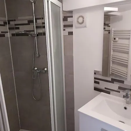 Appartement à 15mn Des Plages En Voiture Toulon